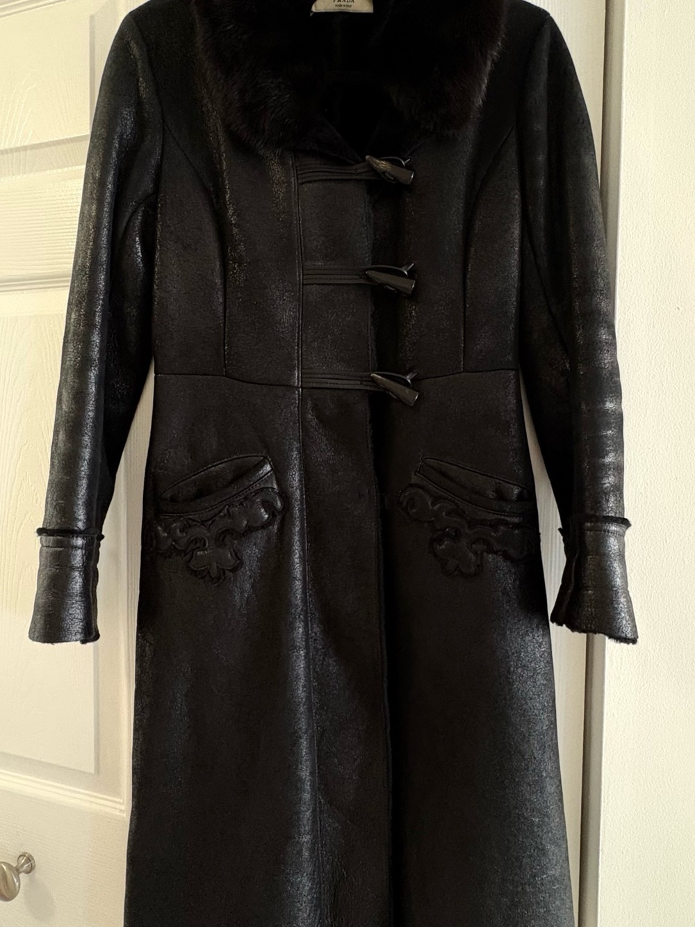 PRADA Black Shearling Leather Coat Mink Fur Collar Toggle Italy Size 38 XS